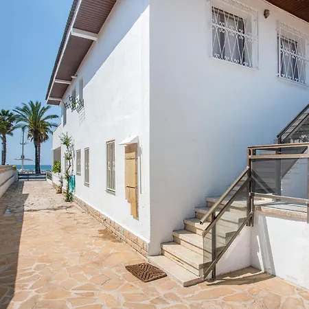 House En Primera Linea De Playa *