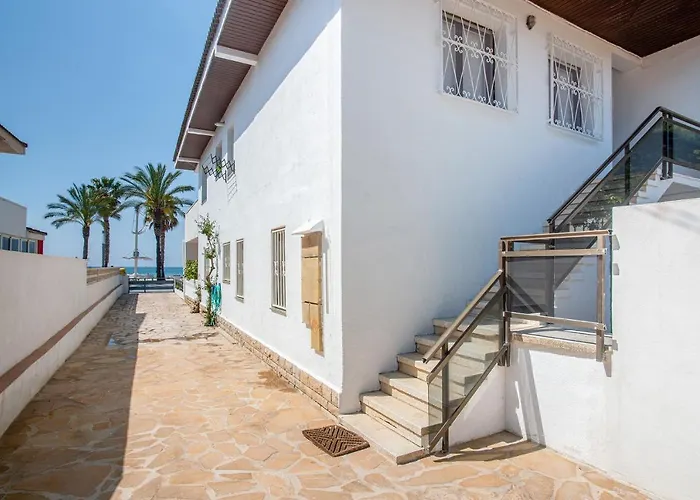 House En Primera Linea De Playa *